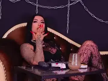 Chaturbate Live Sex Cam of vanessamorningstar1