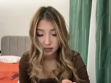 Chaturbate Nude Webcam of cherishbabrow