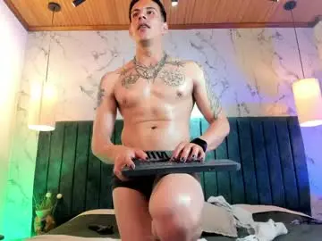 Chaturbate Nude Webcam of dustin_sonne