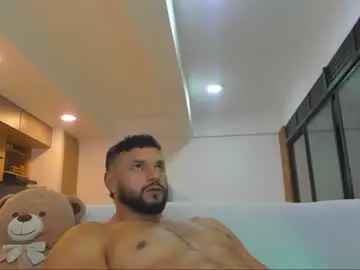 Chaturbate Live Sex Cam of jackson_wayne__