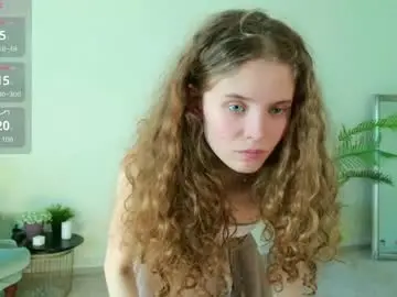 Chaturbate Nude Webcam of mila_stain