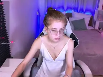 Chaturbate Adult Webcam of molly_barbie