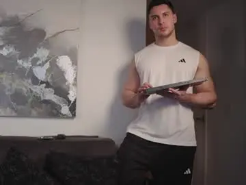 Chaturbate Live Sex Cam of alan_vidal