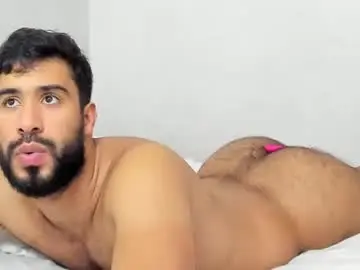 Chaturbate Best live sex cam show of andres_cortes5