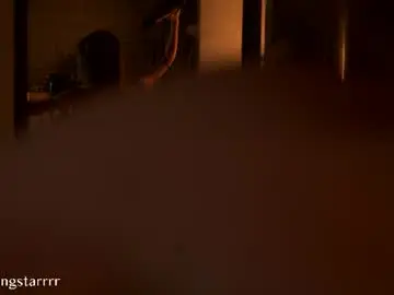 Chaturbate Live Sex Cam of shiningstarrr