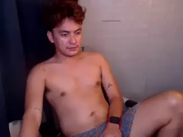 Chaturbate Live Sex Cam of tempting_jon
