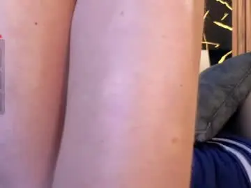 Chaturbate Free Porn Cam of starlight_mature23_aws