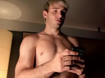 Chaturbate Adult Video Chat of paul_rubini