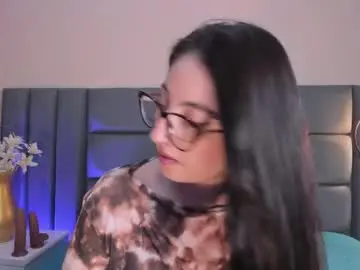 Chaturbate Free Porn Cam of emilyywatson