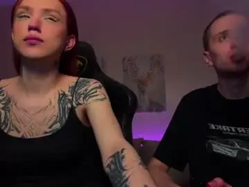 Chaturbate Sex Chat of twiinkie_pie