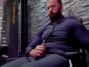 Chaturbate Live Sex Cam of yy_david_yy
