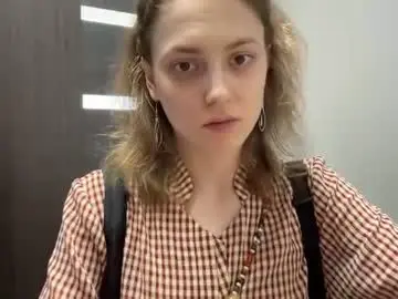 Chaturbate Free Porn Cam of holydori