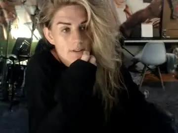 Chaturbate Adult Video Chat of katiecutie_5