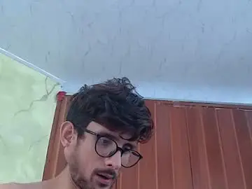 Chaturbate Live Sex Cam of sasuke_bigcock