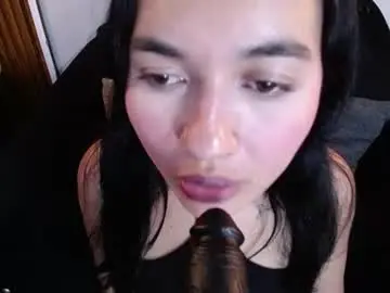 Chaturbate Sex Cam of kiki_daddysgirl