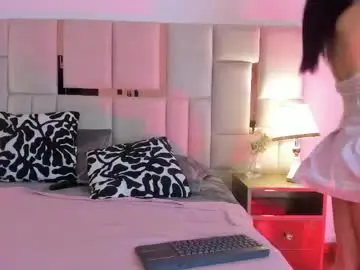 Chaturbate Adult Video Chat of laura_dicardy