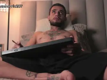 Chaturbate Nude Webcam of nathanharris207