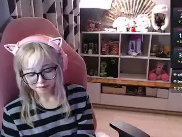 Chaturbate Best live sex cam show of danyelleeyermann