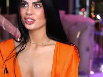 Chaturbate Free Live Porn of ravennadarcy