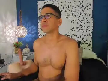 Chaturbate Live Sex Cam of jacobdraven