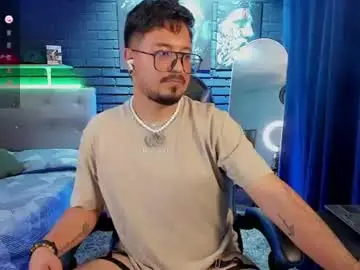 Chaturbate Sex Cam of daviidevans