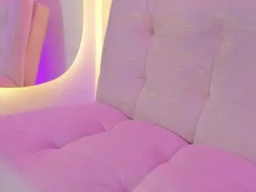 Chaturbate Live Sex Cam of lucy_salas