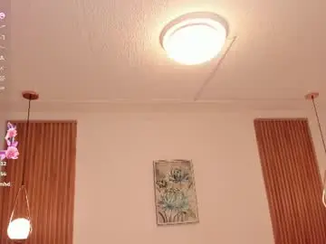 Chaturbate Best live sex cam show of rebecca_ferrati