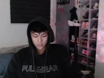 Chaturbate Live Sex Cam of princeadrianx