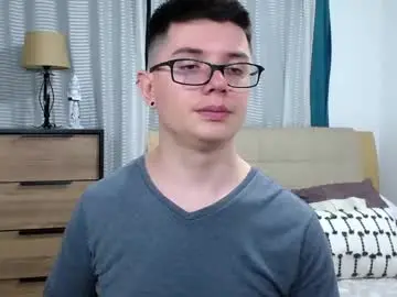 Chaturbate Adult Video Chat of kevinhunts