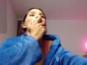 Chaturbate Live Porn of roxxi_foxi