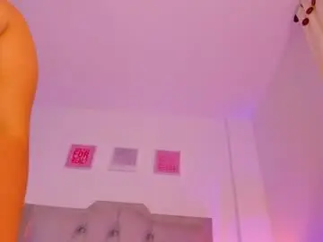 Chaturbate Watch Live Sex Cams of miia_coopper01