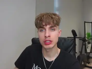 Chaturbate Watch Live Sex Cams of damien_dallas