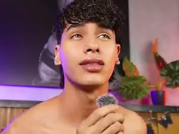 Chaturbate Private Sex Chat of andrewortix