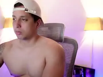 Chaturbate Best live sex cam show of appolo_allen