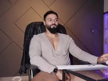 Chaturbate Free Porn Cam of glennmasters