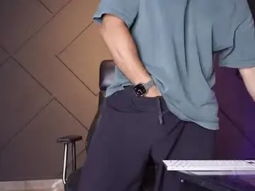 Chaturbate Nude Webcam of glennmasters