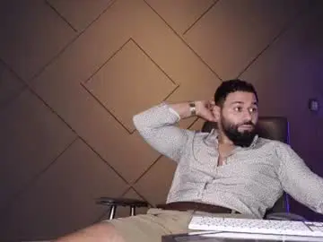 Chaturbate Watch Live Sex Cams of glennmasters