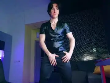 Chaturbate Live Sex Cam of christianlevine_