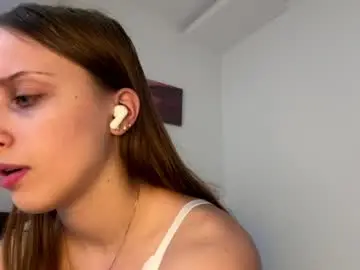 Chaturbate Adult Video Chat of evarenard_