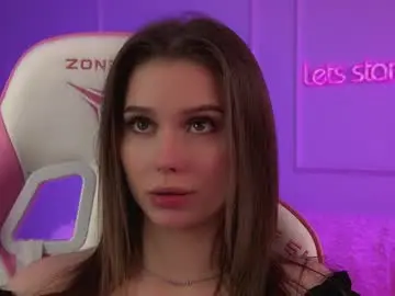 Chaturbate Watch Live Sex Cams of dianabecker