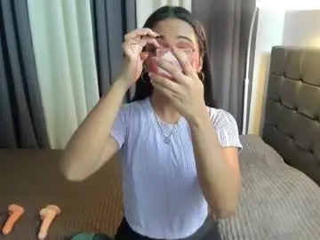 Chaturbate Private Sex Chat of hugecock_pretty123