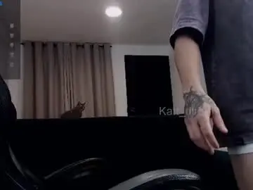 Chaturbate Live Sex Cam of katt_diray