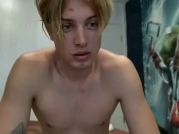 Chaturbate Live Sex Cam of sashenkka