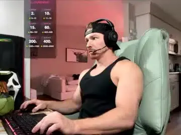 Chaturbate Live Porn of bigmcr1