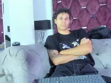 Chaturbate Live Sex Cam of tonybenedetti