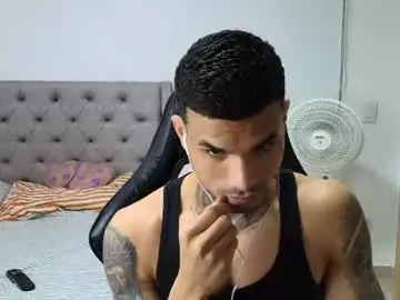 Chaturbate Live Sex Cam of juan_gomez_1