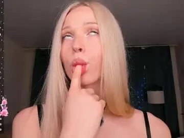Chaturbate Sex Chat of mikaelataron