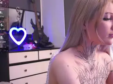 Chaturbate Watch Live Sex Cams of fraulein_mooon