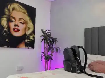 Chaturbate Best live sex cam show of kendra_london
