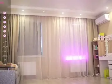 Chaturbate Watch Live Sex Cams of queenelia